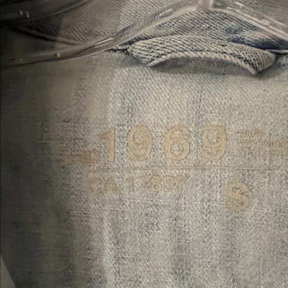 GAP light Blue Jean Jacket - Picture 2 of 3